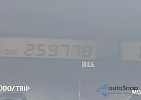 2001 Toyota Avalon Xl z USA, uszkodzony, nr VIN 4T1BF28B11U173959